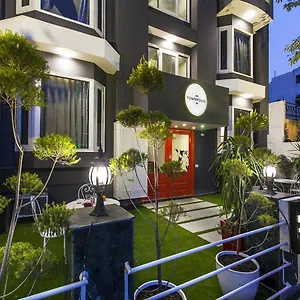 https://oyo-townhouse-green-park-002.top-gurgaonhotels.com